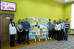 budushcheye v nashikh rukakh