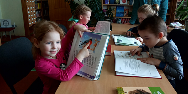 by the pages of the rubrum librum2