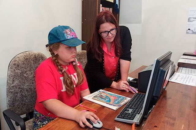 iz chitateley v bibliotekari15