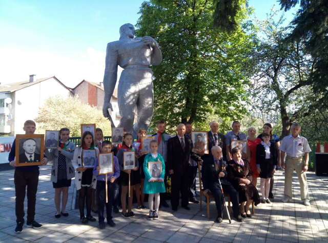 1 prohodiat desatiletia yste