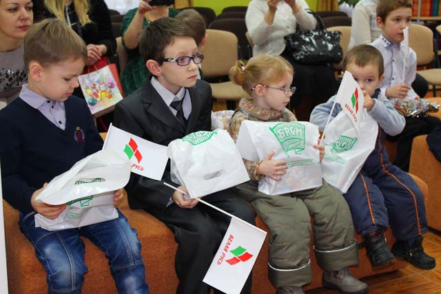 Blagotvoritelnyy utrennik Krasnaya Shapochka4