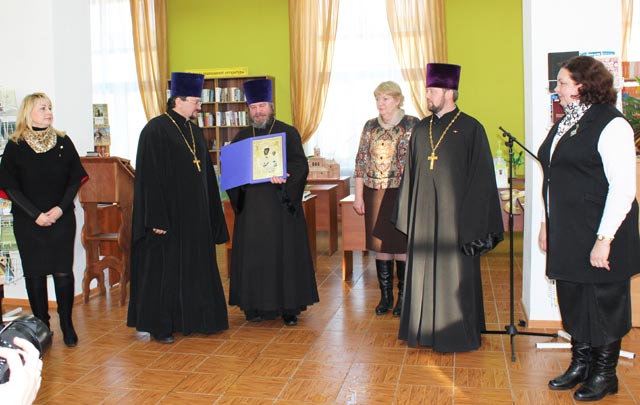 Otkrytiye kafedry pravoslavnoy literatury13