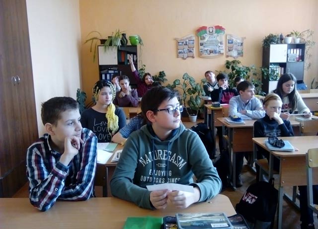 Zvonyat kolokola Khatyni2