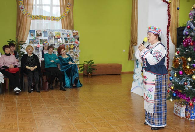 Yeshcho ne vecherNovyy god3