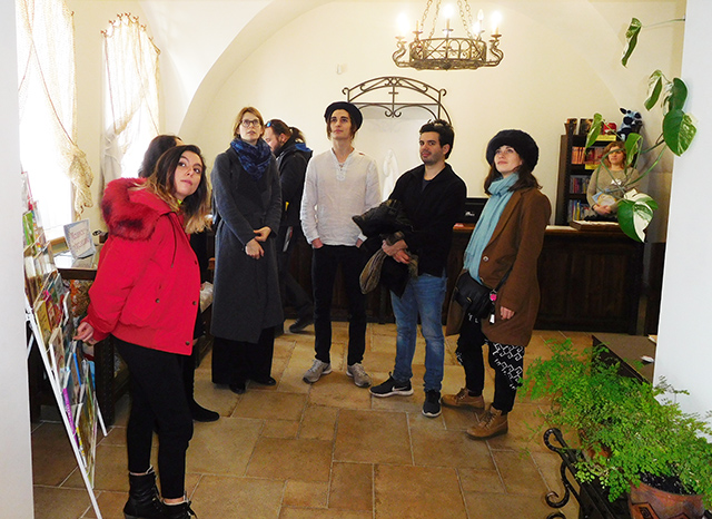 Puteshestviye v mir frantsuzskogo slovaTeatro1