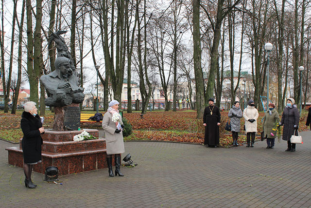 korotkevich miting u pamyatnika6