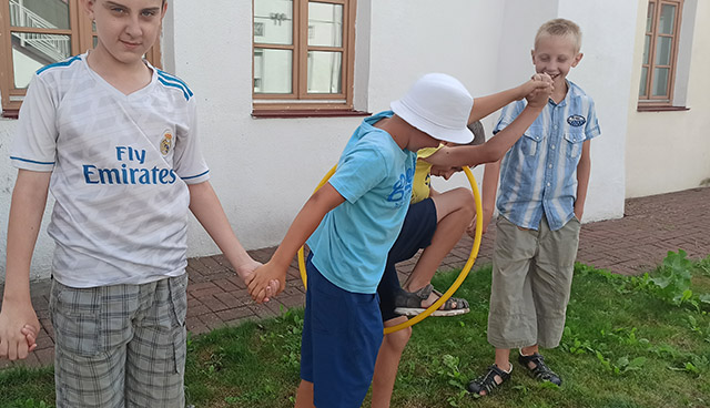 Nuzhno druzhboy dorozhit10