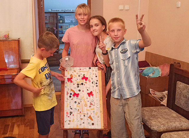 Nuzhno druzhboy dorozhit6