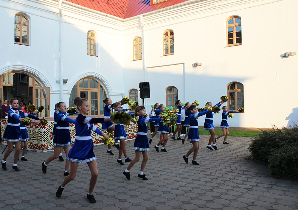 Ulotnyy neskuchnyy vecher22