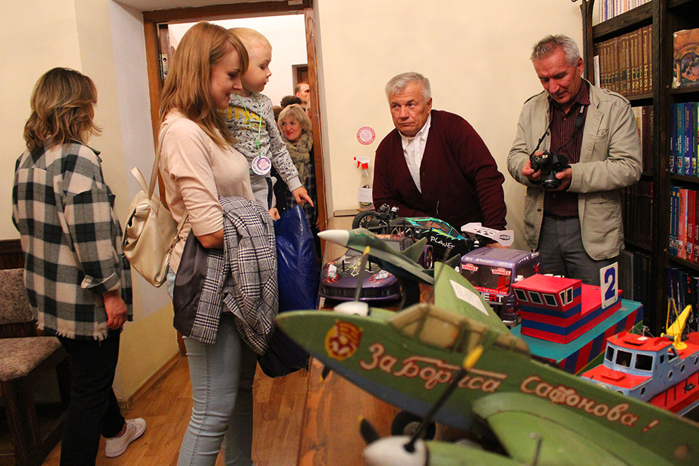 Ulotnyy neskuchnyy vecher56