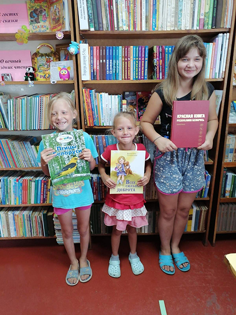 mir ptits i zverey zhdot druzey2