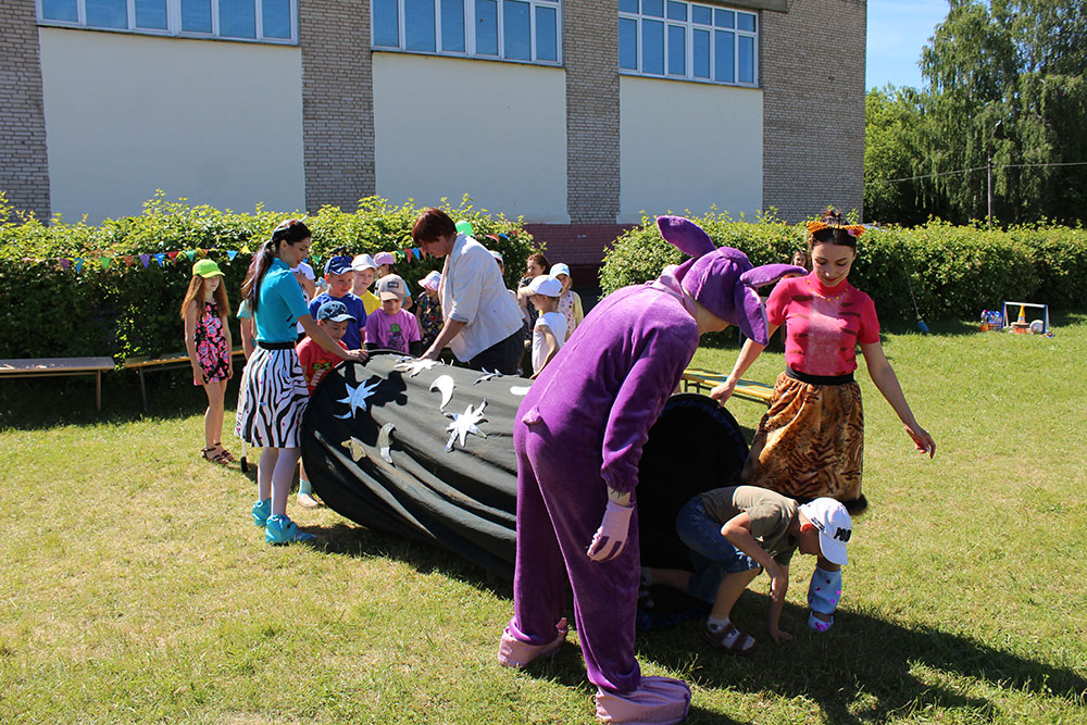 prazdnik prokaznik biblioteka gorkogo14