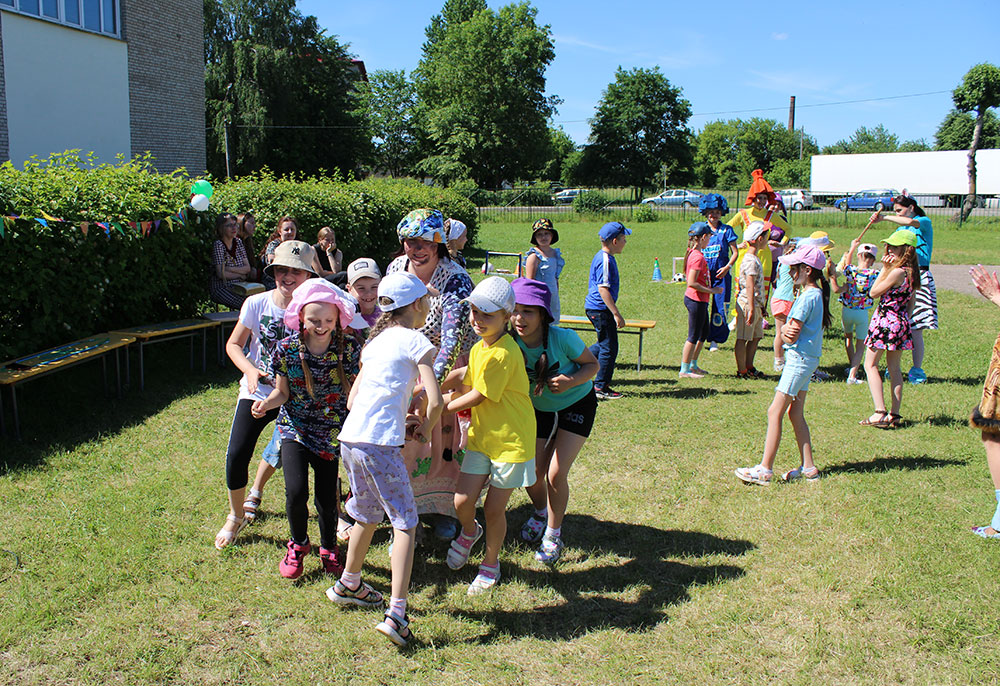prazdnik prokaznik biblioteka gorkogo30