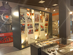 Yego podvig veka ne sotrut