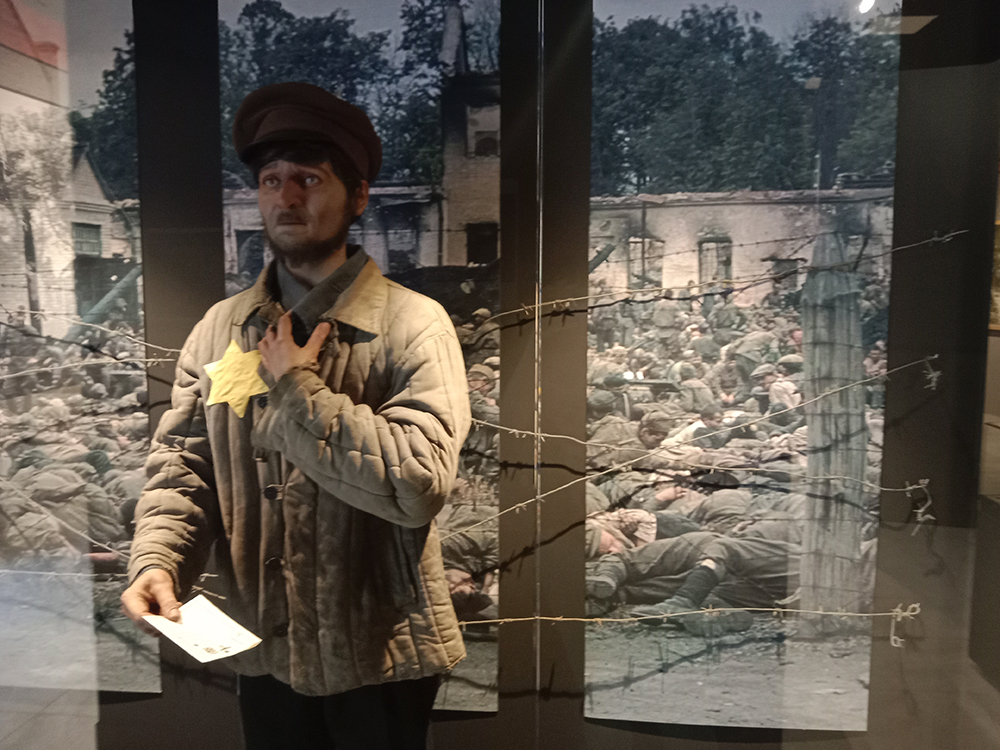 Yego podvig veka ne sotrut21