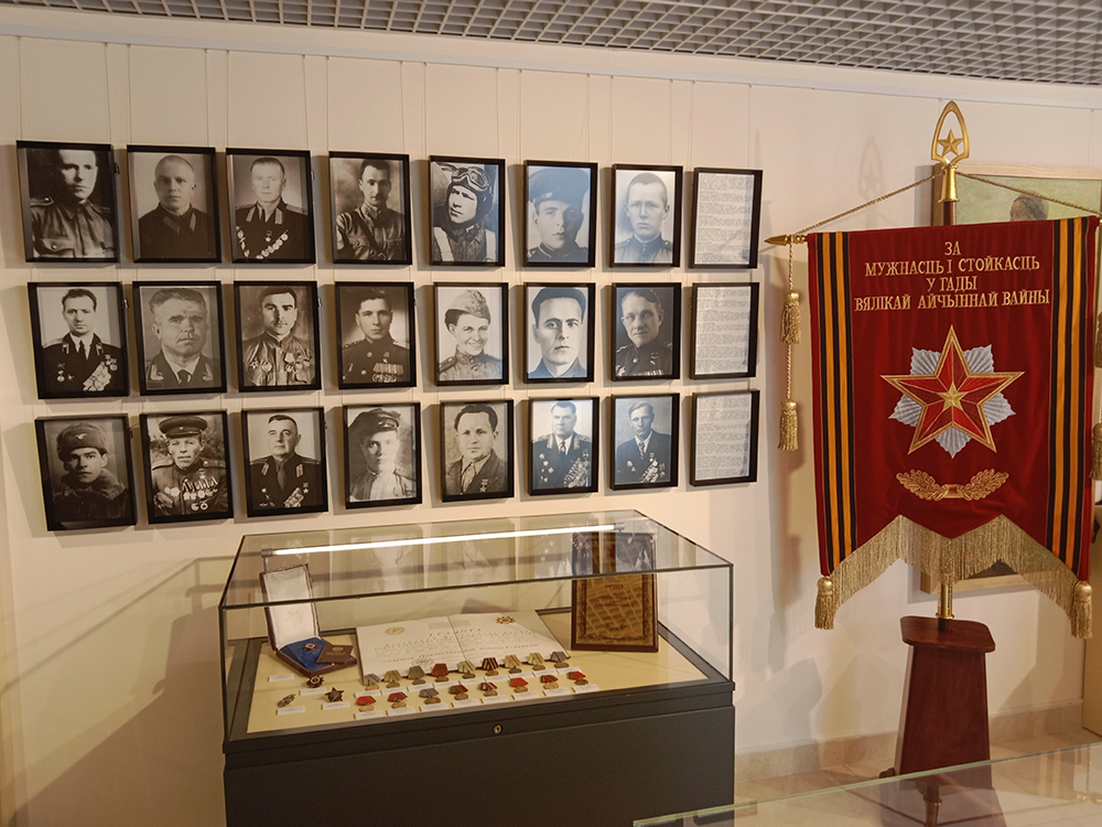 Yego podvig veka ne sotrut32