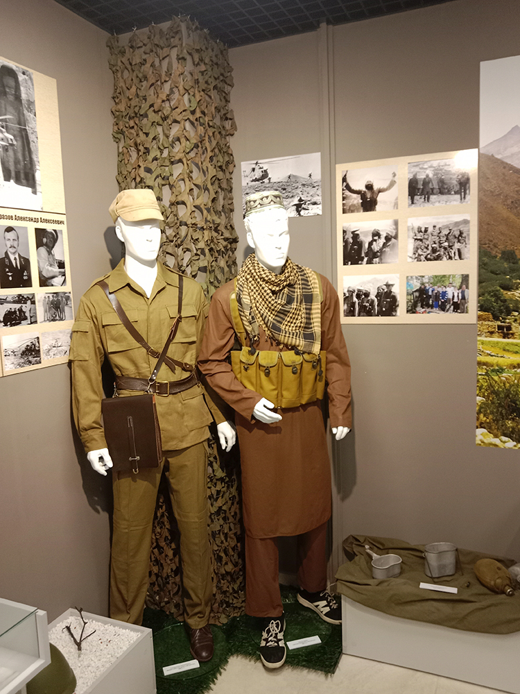 Yego podvig veka ne sotrut43