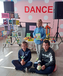 chitat eto modno poseshchat biblioteku prestizhno