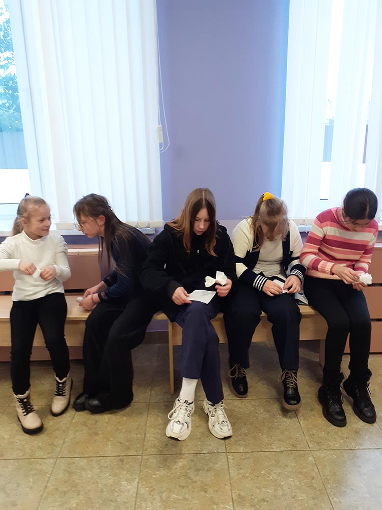 V gostyakh u Chaya 1