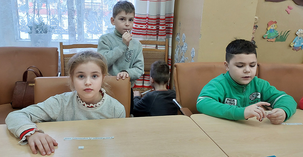 rozhdestvenskiye konfetti1