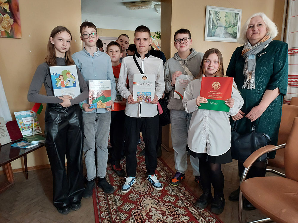 Zviarajem žyccio pa Kanstytucyi4