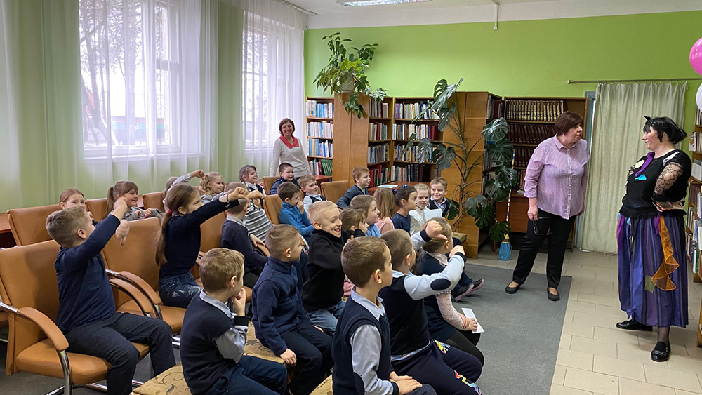 Lyubimyy prazdnik knigocheyev10