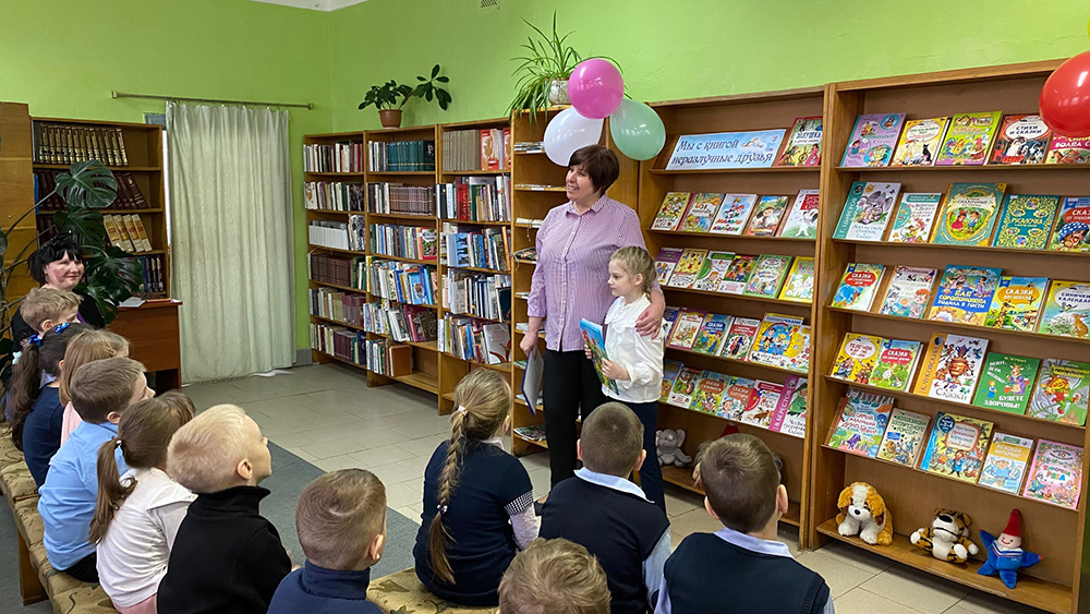 Lyubimyy prazdnik knigocheyev8