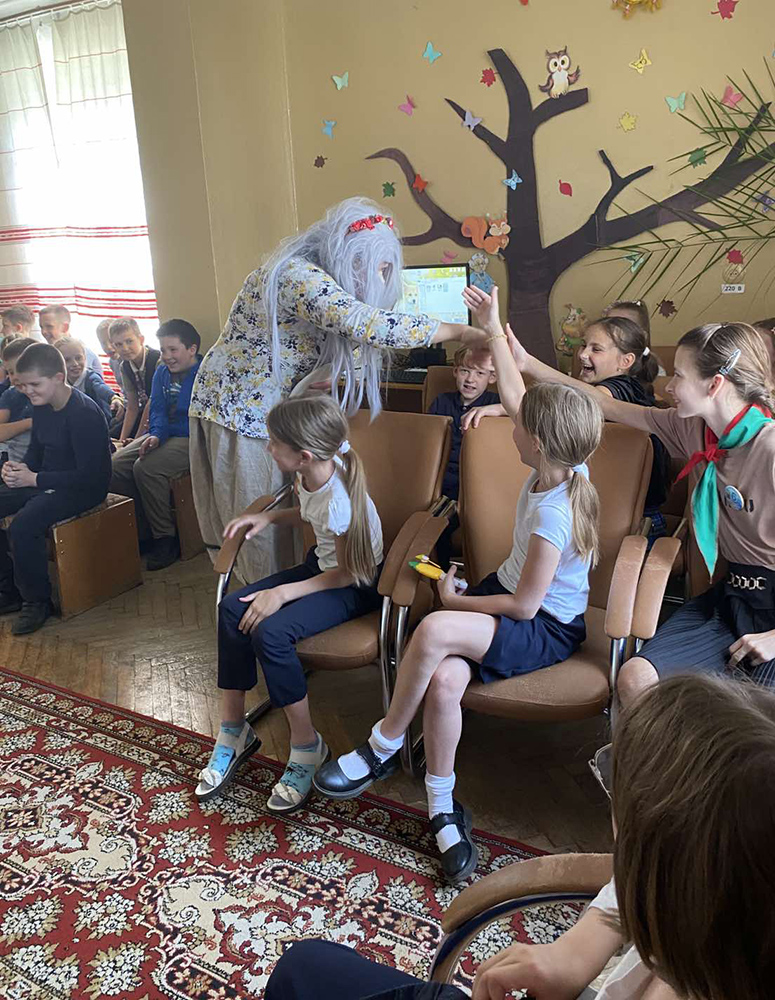 kanikuly pod knizhnym parusom4