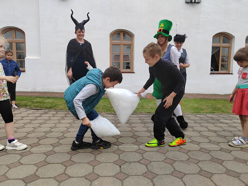 my s druzyami ne skuchayem17