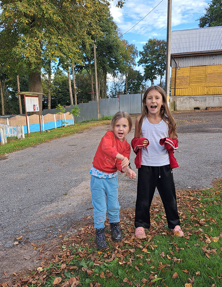 po knizhnym tropinka oseni54