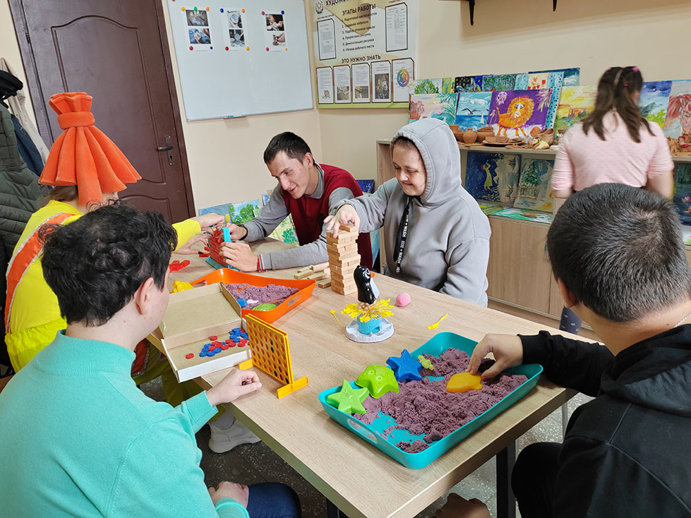 semya kazhdomu rebonku1