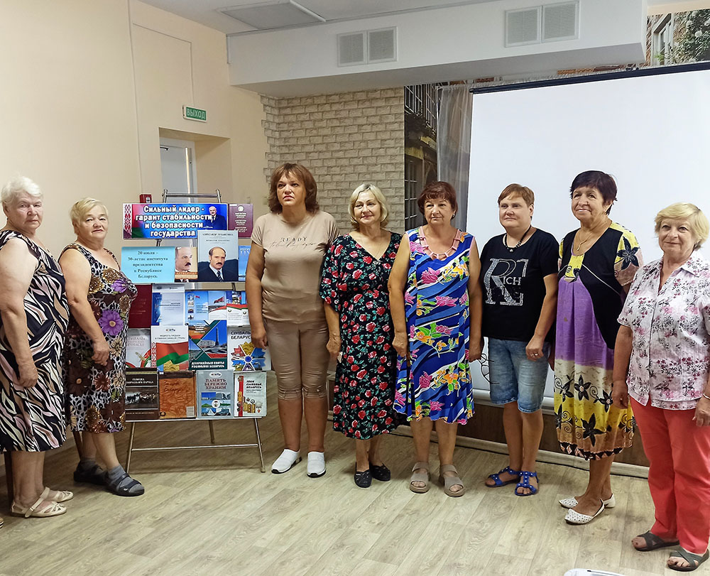 Strana narod Prezident 30 let vmeste7