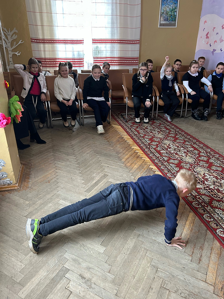 V strane geroyev KH.K.Andersena3