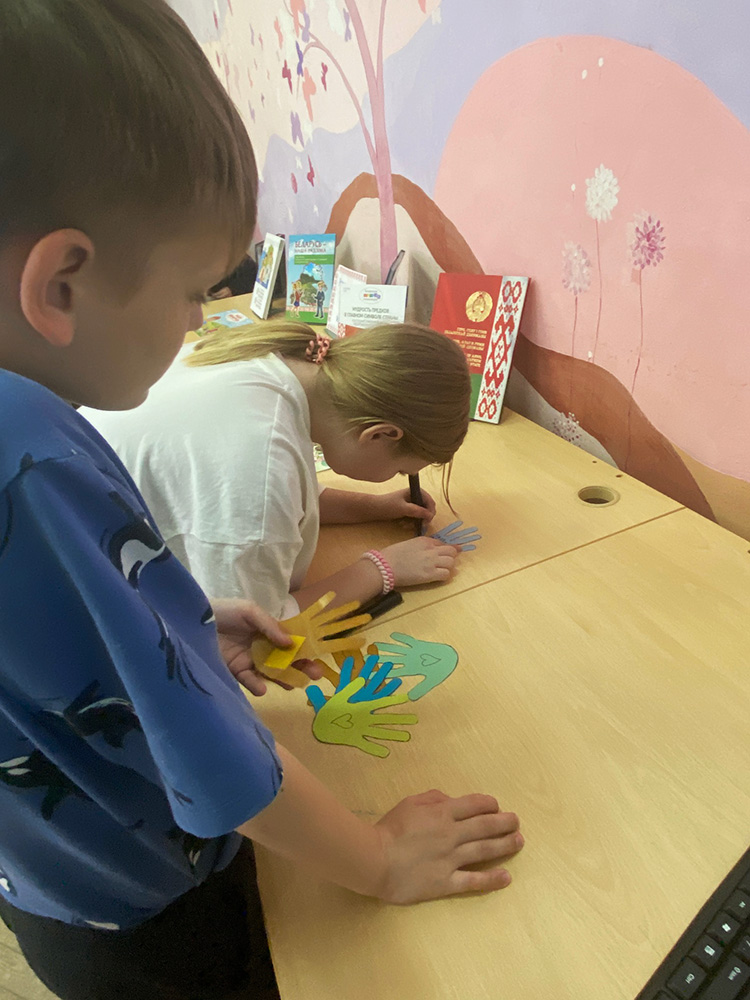 mogushchestvo v druzhbe1