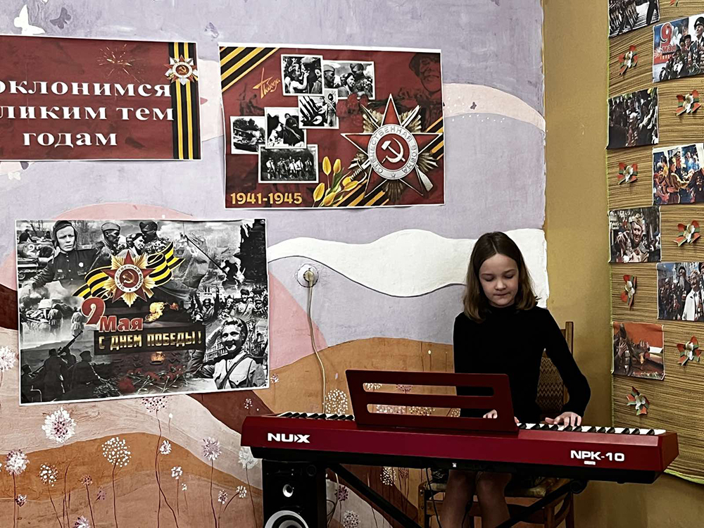 poklonimsya velikim tem godam3