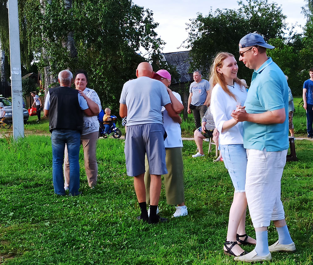 net v tselom mire prekrasney derevni moyey11