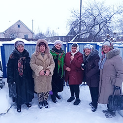 my na svyatki prinesli kolyadki
