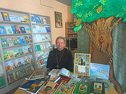 Svet razumeniya knizhnogo