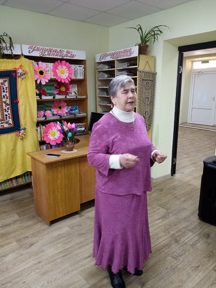 prekrasnykh zhenshchin pozdravlyayem3