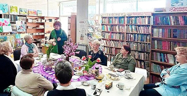 v gostyakh u starogo serviza2