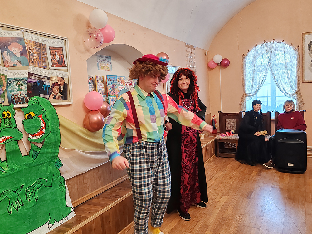 vesennikh krasok karusel27