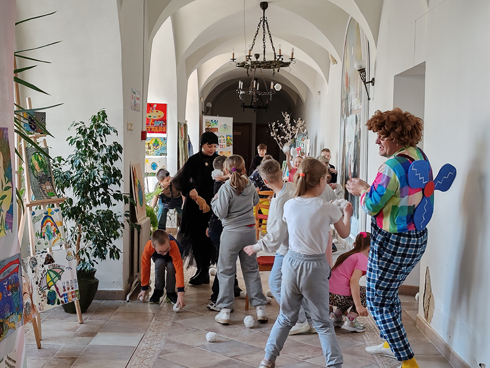 vesennikh krasok karusel53