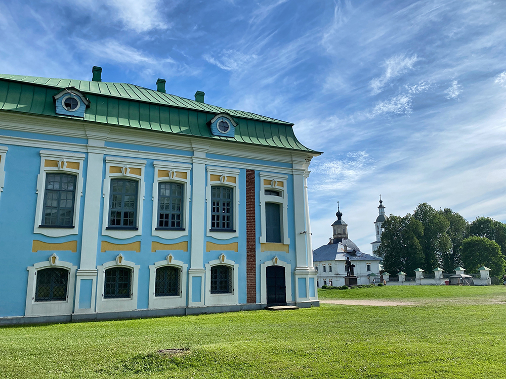 Griboyedovskiy prazdnik1