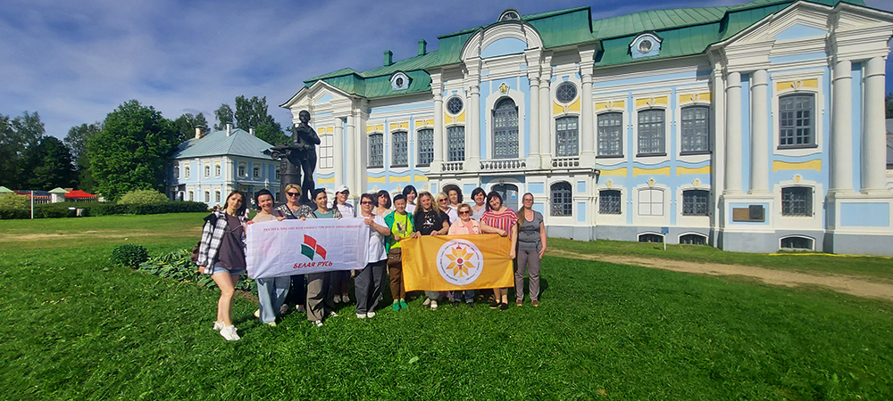 Griboyedovskiy prazdnik2