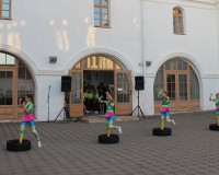 neskuchnyy-vecher-professii13