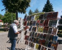 knizhnaya-vystavka-yest-pamyat-kotoroy-ne-budet-zabvenya-i-slava-kotoroy-ne-budet-kontsa