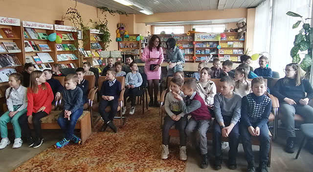 vesele v knizhkin den rozhdenya2