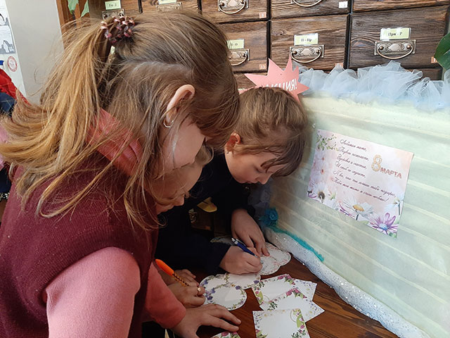 vesenniy perepolokh v biblioteke13