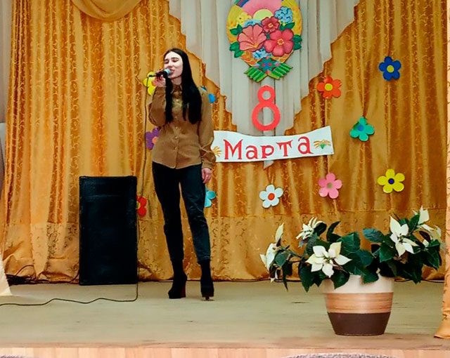 vesnoy sogretyy zhenskiy den3