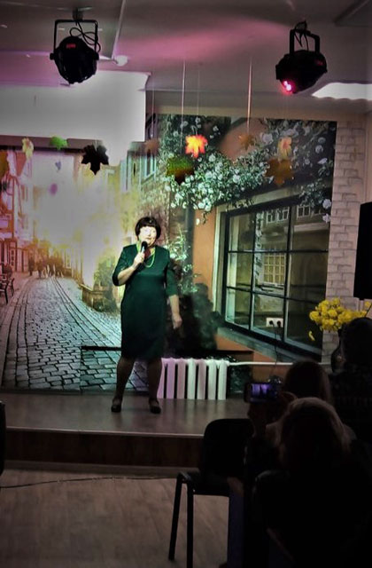 ya zhivu provozhaya gody2